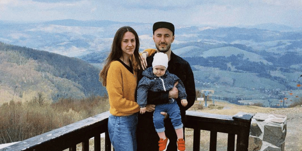 Family of Christ Volunteer Oleksandr Khrystoforov with wife and daughter in Ukraine